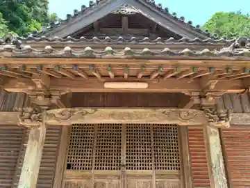 八幡神社の本殿・本堂
