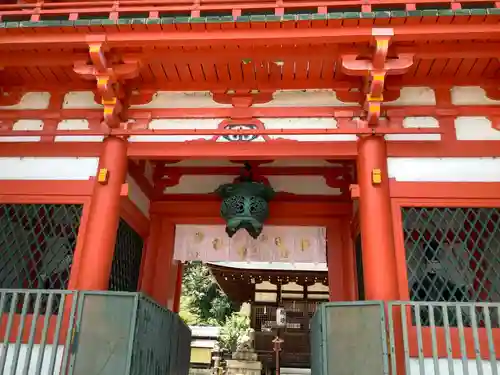 長等神社の山門・神門