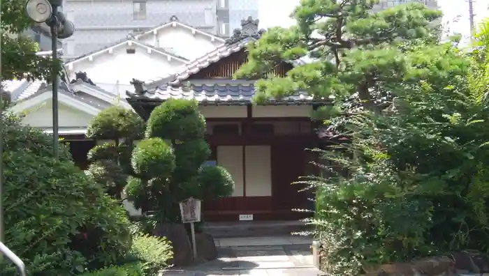 大念寺の本殿