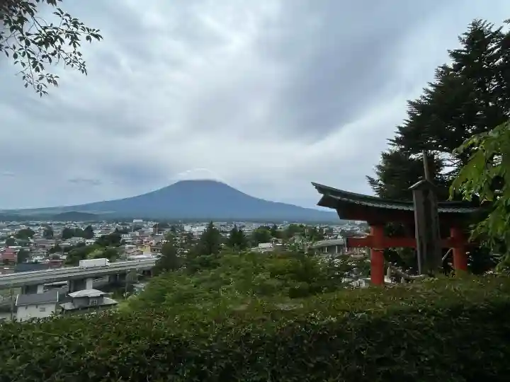 新倉富士浅間神社(山梨県)