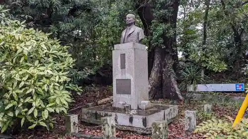 潮江天満宮の像