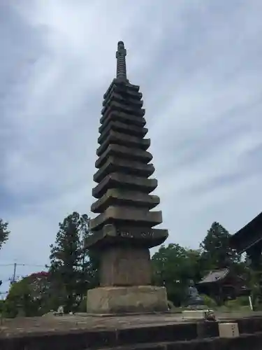 般若寺 ❁﻿コスモス寺❁の塔