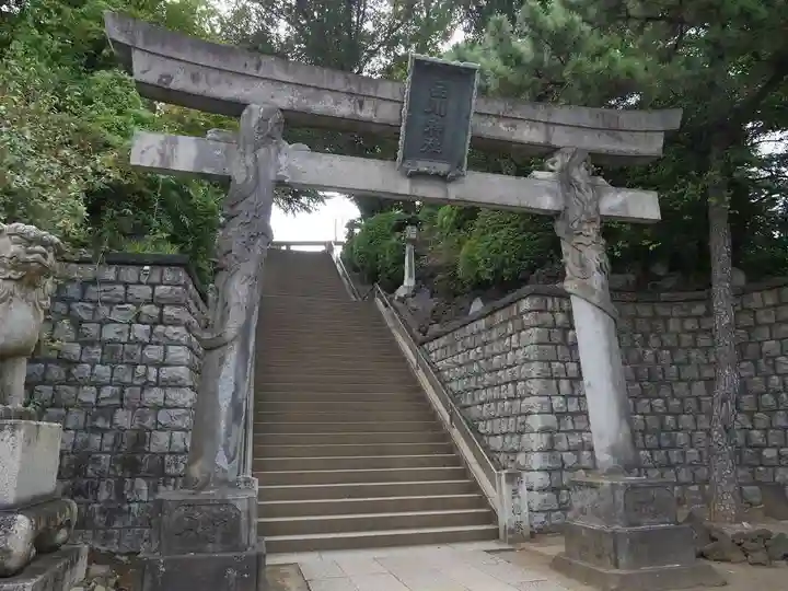 品川神社の鳥居