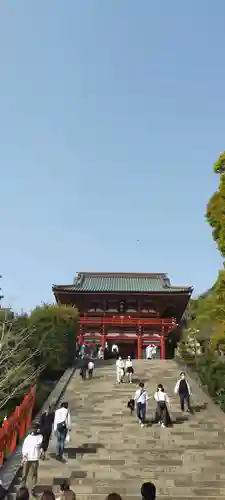 鶴岡八幡宮の本殿・本堂