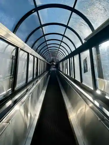 円通三匝堂（さざえ堂）の{uncategorized: "未分類", other: "その他", undefined: "問題あり", building: "その他建物", grave: "お墓", sacred_gate: "鳥居", guardian: "狛犬", statue: "像", buddha: "仏像", history: "歴史", nature: "自然", garden: "庭園", animal: "動物", pagoda: "塔", temizu: "手水舎", mountain_gate: "山門・神門", sanctuary: "本殿・本堂", subordinate: "末社・摂社", art: "芸術", scenery: "景色", jizo: "地蔵", ema: "絵馬", goshuin: "御朱印", omikuji: "おみくじ", items: "授与品その他", amulet: "お守り", goshuincho: "御朱印帳", eats: "食事", festival: "お祭り", votive_dance: "神楽", shichigosan: "七五三参", wedding: "結婚式", experience: "体験その他", initially: "初詣", around: "周辺", anti_infection: "感染症対策"}