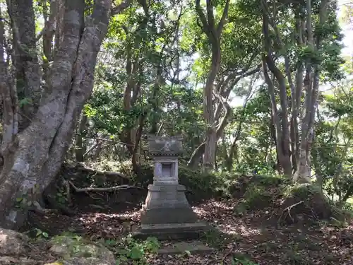 荒磯魚見根神社のその他建物