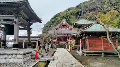 那古寺の庭園