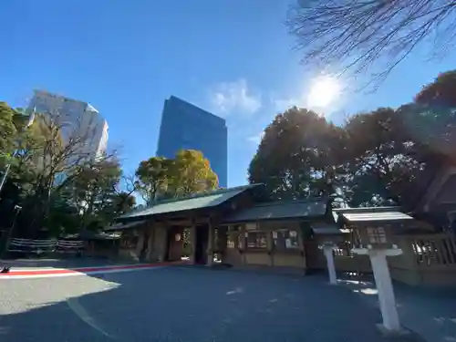 東郷神社の山門