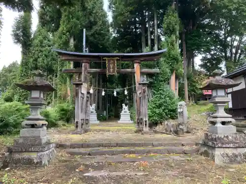 小菅神社里社(長野県)