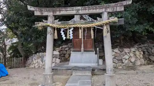 安居神社の末社