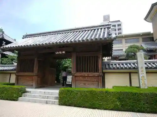 東長寺の山門・神門