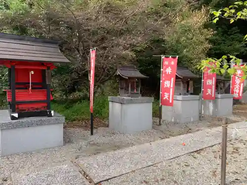 諏訪神社の末社・摂社