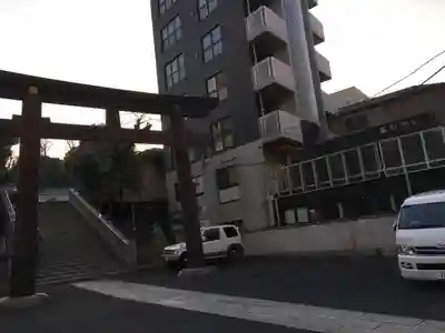 白金氷川神社の鳥居