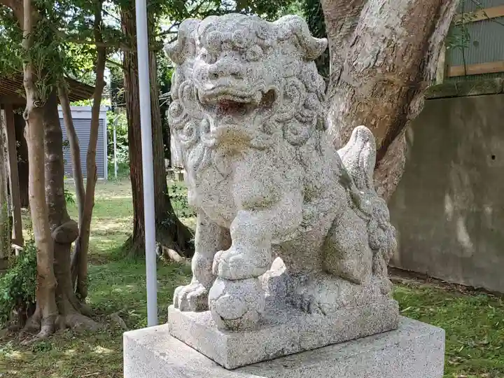 八幡神社の狛犬