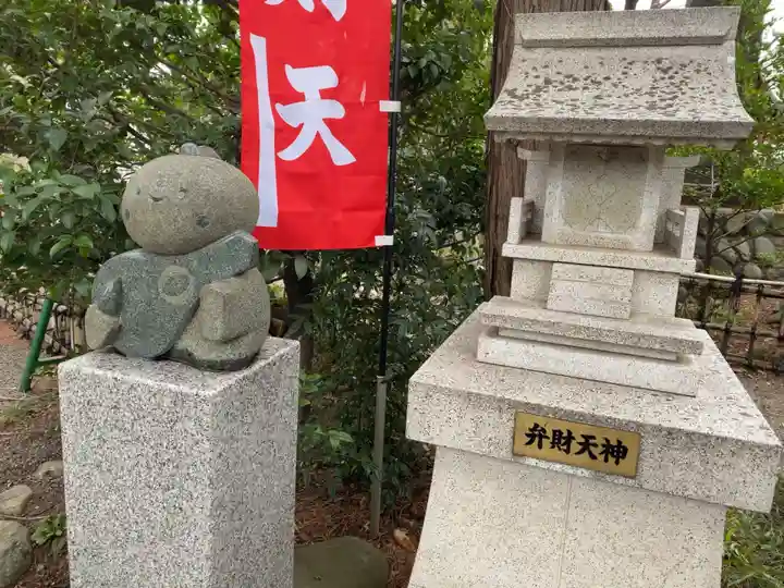 亀ケ池八幡宮の末社・摂社
