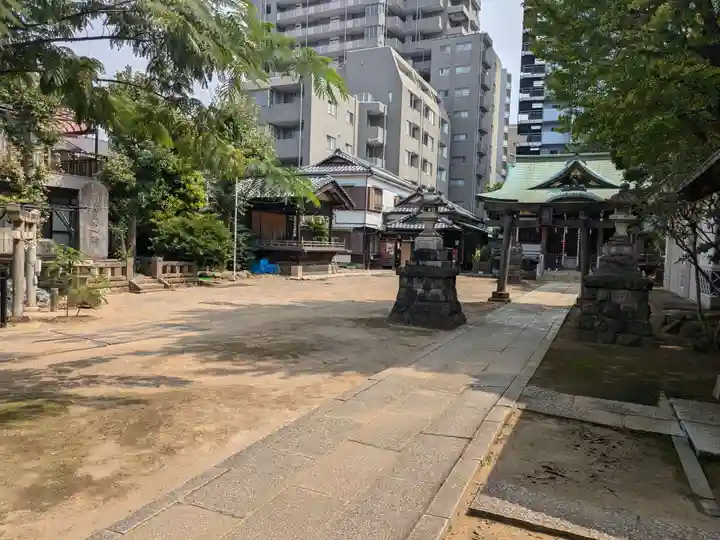 綾瀬稲荷神社(東京都)
