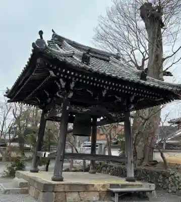 穴太寺の{uncategorized: "未分類", other: "その他", undefined: "問題あり", building: "その他建物", grave: "お墓", sacred_gate: "鳥居", guardian: "狛犬", statue: "像", buddha: "仏像", history: "歴史", nature: "自然", garden: "庭園", animal: "動物", pagoda: "塔", temizu: "手水舎", mountain_gate: "山門・神門", sanctuary: "本殿・本堂", subordinate: "末社・摂社", art: "芸術", scenery: "景色", jizo: "地蔵", ema: "絵馬", goshuin: "御朱印", omikuji: "おみくじ", items: "授与品その他", amulet: "お守り", goshuincho: "御朱印帳", eats: "食事", festival: "お祭り", votive_dance: "神楽", shichigosan: "七五三参", wedding: "結婚式", experience: "体験その他", initially: "初詣", around: "周辺", anti_infection: "感染症対策"}