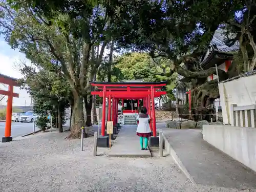 高塚熊野神社の鳥居