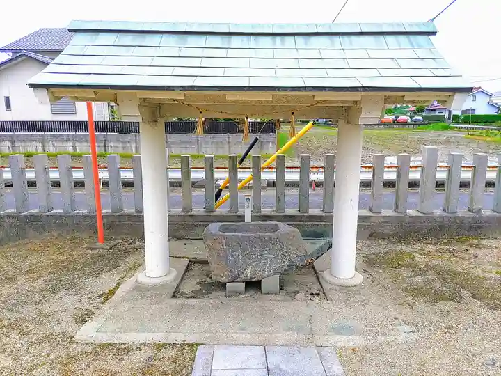 神明社(西福田5)の手水舎