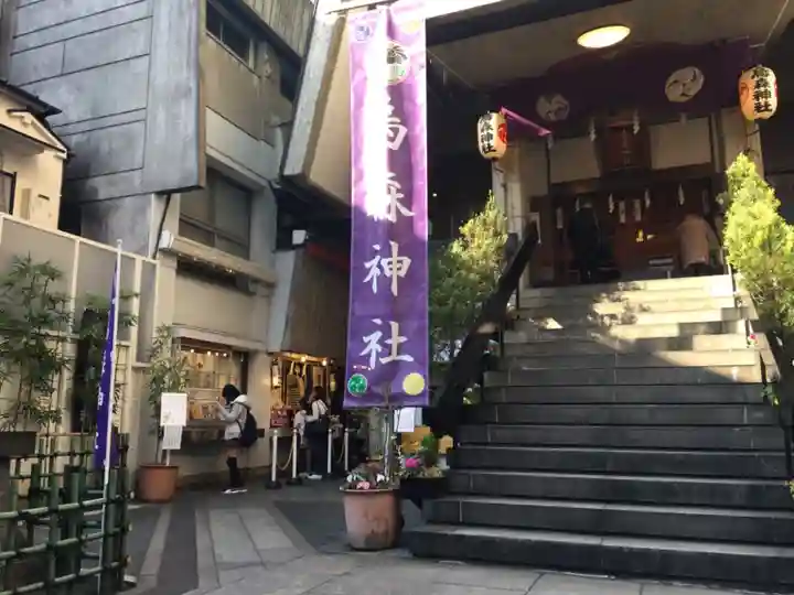 烏森神社の本殿・本堂