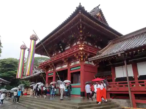 鶴岡八幡宮の山門・神門