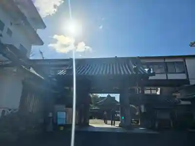 竹林院の山門・神門