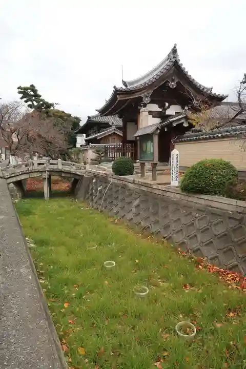 専稱寺(大阪府)