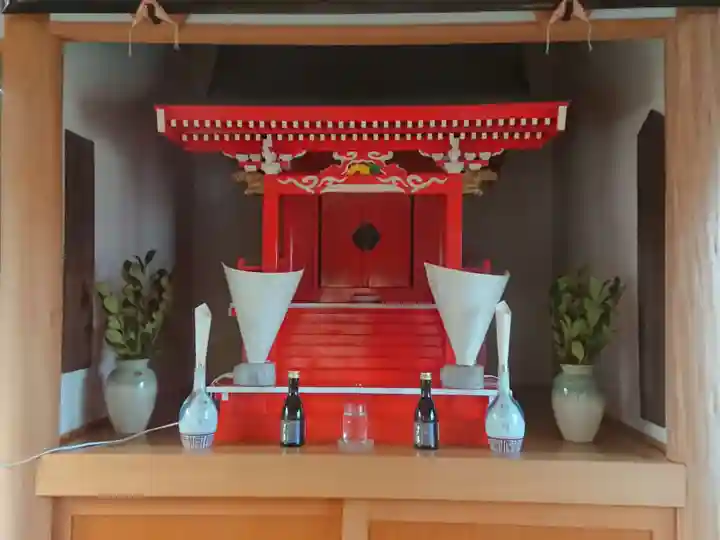 青嶋八幡宮神社の本殿・本堂