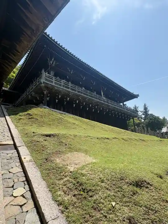東大寺 二月堂の{uncategorized: "未分類", other: "その他", undefined: "問題あり", building: "その他建物", grave: "お墓", sacred_gate: "鳥居", guardian: "狛犬", statue: "像", buddha: "仏像", history: "歴史", nature: "自然", garden: "庭園", animal: "動物", pagoda: "塔", temizu: "手水舎", mountain_gate: "山門・神門", sanctuary: "本殿・本堂", subordinate: "末社・摂社", art: "芸術", scenery: "景色", jizo: "地蔵", ema: "絵馬", goshuin: "御朱印", omikuji: "おみくじ", items: "授与品その他", amulet: "お守り", goshuincho: "御朱印帳", eats: "食事", festival: "お祭り", votive_dance: "神楽", shichigosan: "七五三参", wedding: "結婚式", experience: "体験その他", initially: "初詣", around: "周辺", anti_infection: "感染症対策"}