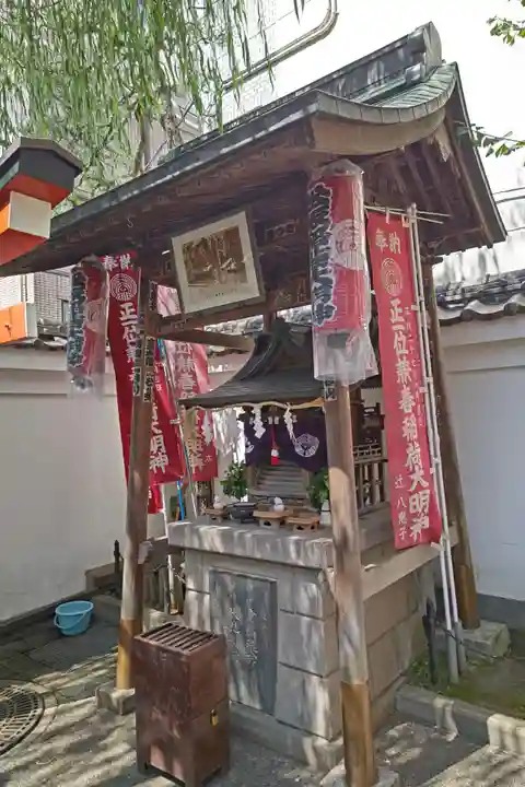 松坂稲荷大明神の本殿・本堂