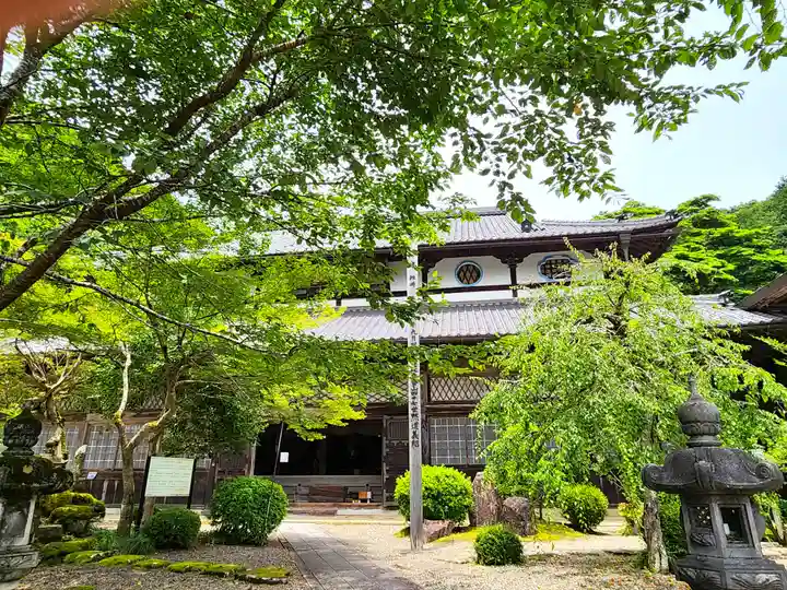 円通寺の本殿・本堂