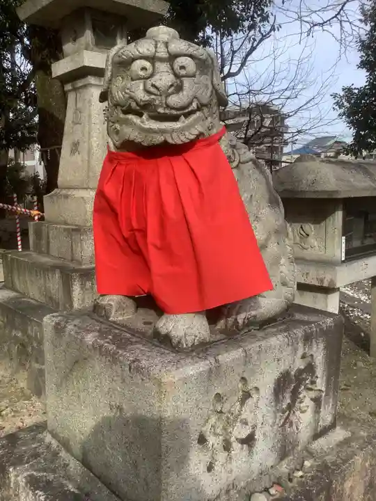 多奈波太神社の狛犬