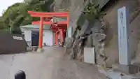 江洞窟の鳥居