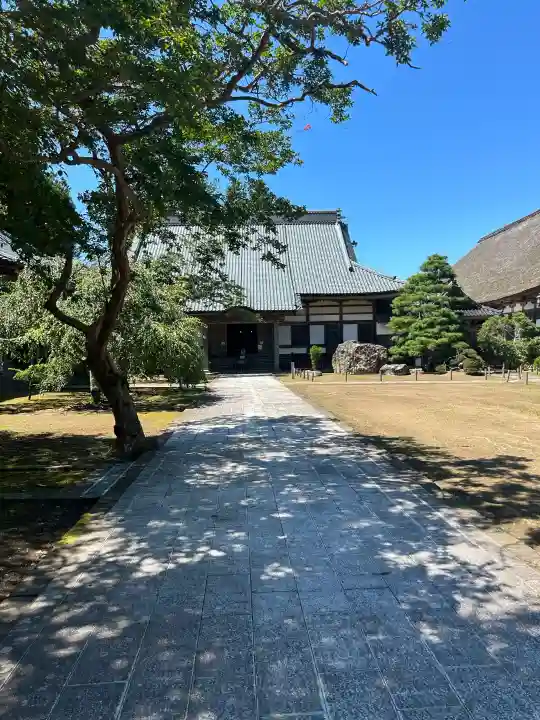 妙宣寺の{uncategorized: "未分類", other: "その他", undefined: "問題あり", building: "その他建物", grave: "お墓", sacred_gate: "鳥居", guardian: "狛犬", statue: "像", buddha: "仏像", history: "歴史", nature: "自然", garden: "庭園", animal: "動物", pagoda: "塔", temizu: "手水舎", mountain_gate: "山門・神門", sanctuary: "本殿・本堂", subordinate: "末社・摂社", art: "芸術", scenery: "景色", jizo: "地蔵", ema: "絵馬", goshuin: "御朱印", omikuji: "おみくじ", items: "授与品その他", amulet: "お守り", goshuincho: "御朱印帳", eats: "食事", festival: "お祭り", votive_dance: "神楽", shichigosan: "七五三参", wedding: "結婚式", experience: "体験その他", initially: "初詣", around: "周辺", anti_infection: "感染症対策"}