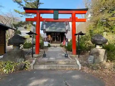 山家神社の{uncategorized: "未分類", other: "その他", undefined: "問題あり", building: "その他建物", grave: "お墓", sacred_gate: "鳥居", guardian: "狛犬", statue: "像", buddha: "仏像", history: "歴史", nature: "自然", garden: "庭園", animal: "動物", pagoda: "塔", temizu: "手水舎", mountain_gate: "山門・神門", sanctuary: "本殿・本堂", subordinate: "末社・摂社", art: "芸術", scenery: "景色", jizo: "地蔵", ema: "絵馬", goshuin: "御朱印", omikuji: "おみくじ", items: "授与品その他", amulet: "お守り", goshuincho: "御朱印帳", eats: "食事", festival: "お祭り", votive_dance: "神楽", shichigosan: "七五三参", wedding: "結婚式", experience: "体験その他", initially: "初詣", around: "周辺", anti_infection: "感染症対策"}