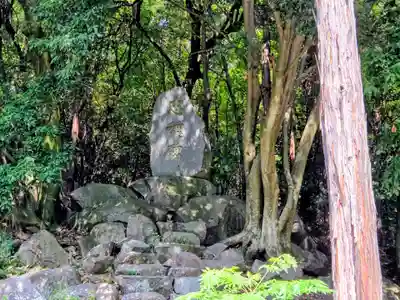山梨岡神社(山梨県)