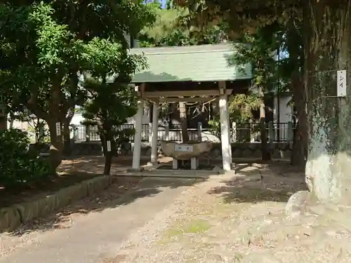 神明社の鳥居