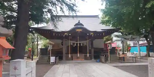 草加神社の本殿