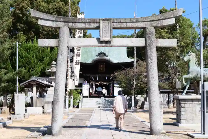 三津厳島神社の鳥居