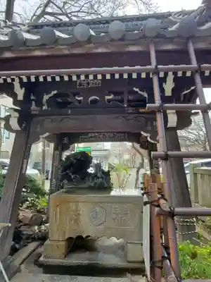 白山神社の手水舎