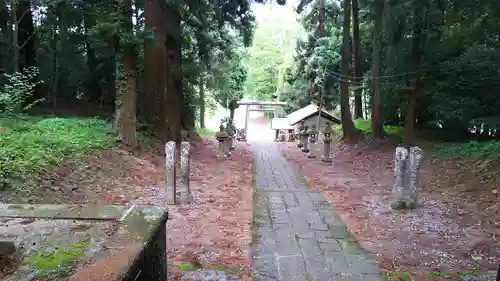 桙衝神社の建物その他