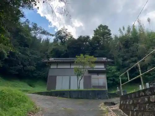 新浄寺の本殿・本堂