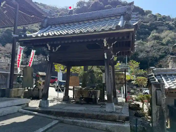 岐阜善光寺の{uncategorized: "未分類", other: "その他", undefined: "問題あり", building: "その他建物", grave: "お墓", sacred_gate: "鳥居", guardian: "狛犬", statue: "像", buddha: "仏像", history: "歴史", nature: "自然", garden: "庭園", animal: "動物", pagoda: "塔", temizu: "手水舎", mountain_gate: "山門・神門", sanctuary: "本殿・本堂", subordinate: "末社・摂社", art: "芸術", scenery: "景色", jizo: "地蔵", ema: "絵馬", goshuin: "御朱印", omikuji: "おみくじ", items: "授与品その他", amulet: "お守り", goshuincho: "御朱印帳", eats: "食事", festival: "お祭り", votive_dance: "神楽", shichigosan: "七五三参", wedding: "結婚式", experience: "体験その他", initially: "初詣", around: "周辺", anti_infection: "感染症対策"}