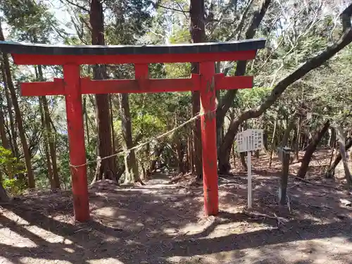 砥鹿神社（奥宮）の鳥居