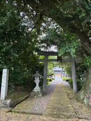 阿志都彌神社・行過天満宮の{uncategorized: "未分類", other: "その他", undefined: "問題あり", building: "その他建物", grave: "お墓", sacred_gate: "鳥居", guardian: "狛犬", statue: "像", buddha: "仏像", history: "歴史", nature: "自然", garden: "庭園", animal: "動物", pagoda: "塔", temizu: "手水舎", mountain_gate: "山門・神門", sanctuary: "本殿・本堂", subordinate: "末社・摂社", art: "芸術", scenery: "景色", jizo: "地蔵", ema: "絵馬", goshuin: "御朱印", omikuji: "おみくじ", items: "授与品その他", amulet: "お守り", goshuincho: "御朱印帳", eats: "食事", festival: "お祭り", votive_dance: "神楽", shichigosan: "七五三参", wedding: "結婚式", experience: "体験その他", initially: "初詣", around: "周辺", anti_infection: "感染症対策"}