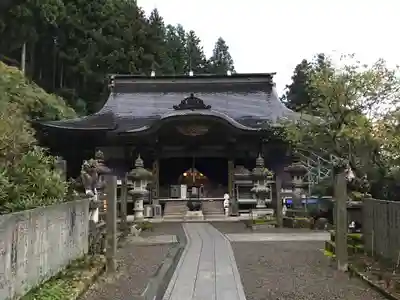 横峰寺の本殿・本堂