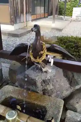 宇波西神社の手水舎