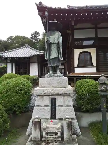 佛眼寺の像