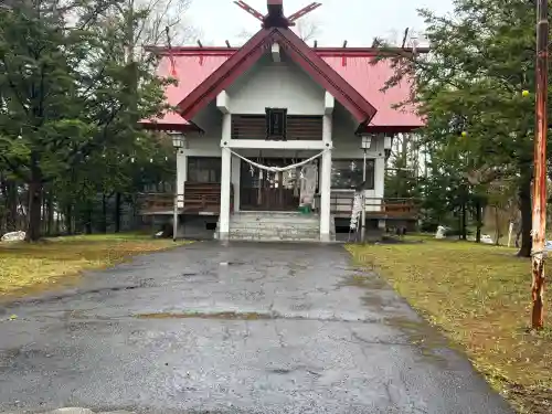清里神社の{uncategorized: "未分類", other: "その他", undefined: "問題あり", building: "その他建物", grave: "お墓", sacred_gate: "鳥居", guardian: "狛犬", statue: "像", buddha: "仏像", history: "歴史", nature: "自然", garden: "庭園", animal: "動物", pagoda: "塔", temizu: "手水舎", mountain_gate: "山門・神門", sanctuary: "本殿・本堂", subordinate: "末社・摂社", art: "芸術", scenery: "景色", jizo: "地蔵", ema: "絵馬", goshuin: "御朱印", omikuji: "おみくじ", items: "授与品その他", amulet: "お守り", goshuincho: "御朱印帳", eats: "食事", festival: "お祭り", votive_dance: "神楽", shichigosan: "七五三参", wedding: "結婚式", experience: "体験その他", initially: "初詣", around: "周辺", anti_infection: "感染症対策"}