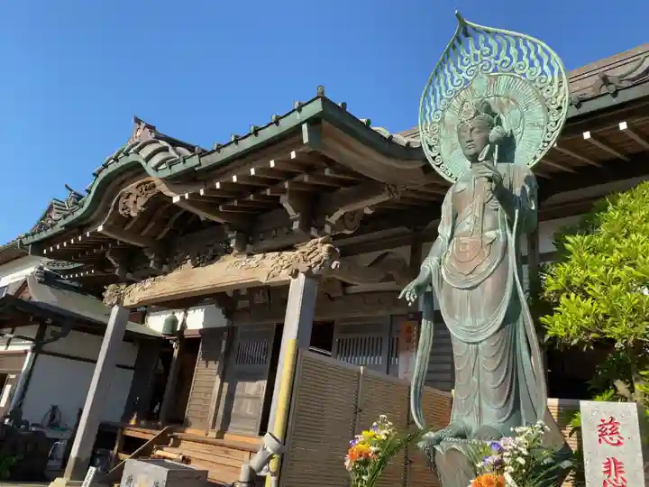 満福寺の本殿・本堂